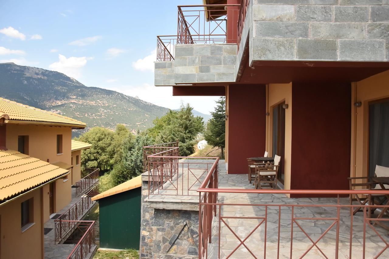 Olvios Hotel Goura Buitenkant foto