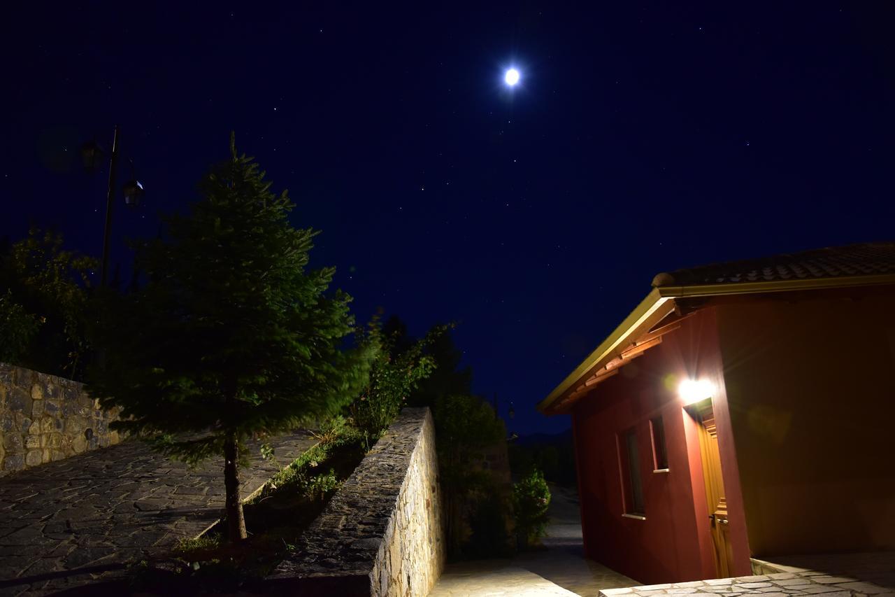 Olvios Hotel Goura Buitenkant foto